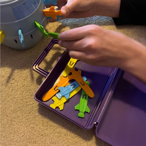 Minion Pop-Up pirate barrel Game - Picture 4 of 4